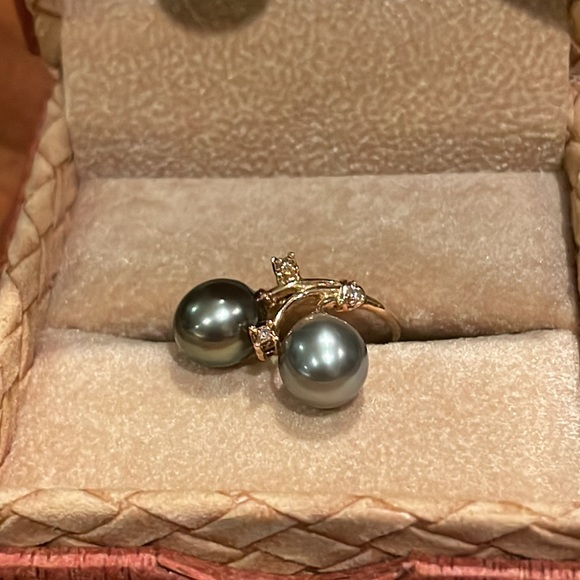 Talia Collins 2 Pearl Ring in Green & Eggplant with three shooting stars ! 6.5 - Picture 2 of 11